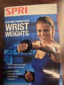lot 65 image: SPRI 2LB Pair Thumb-Lock Wrist Weight (NEW)