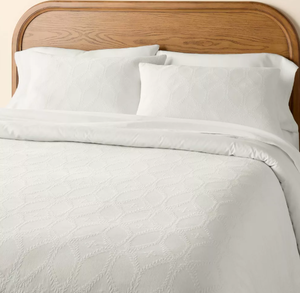 lot 404 image: 3pc Trellis Pattern Comforter Bedding Set Cream - Hearth & Hand with Magnolia