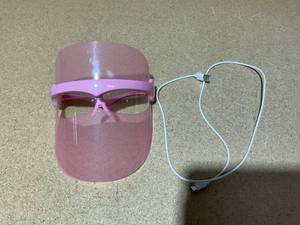 lot 209 image: Skin Gym Wrinklit LED Mask