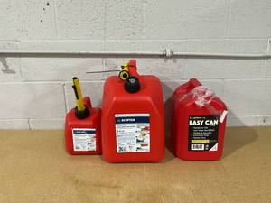 lot 326 image: LOT OF 3 Red Gas Cans
