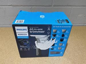 lot 237 image: Philips Norelco Multigroom - Ultimate Precision All-in-one Trimmer