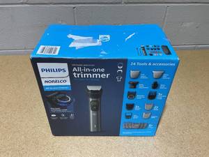 lot 238 image: Philips Norelco Multigroom - Ultimate Precision All-in-one Trimmer