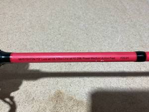 lot 7 image: Lews MACH Smash Baitcast Combo 72 Medium Fast