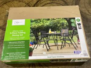 lot 425 image: 5PCS Mainstays Albany Lane Outdoor Dining Set