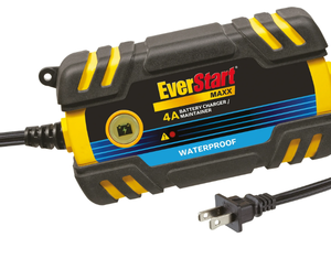 lot 259 image: Everstart Maxx 4 Amp Waterproof 12v Automotive and Marine Battery Charger