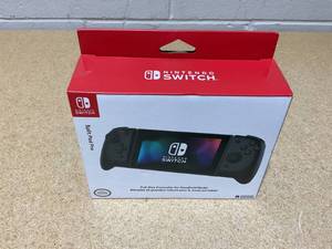 lot 260 image: HORI Nintendo Switch Split Pad Pro Ergonomic Controller for Handheld Mode