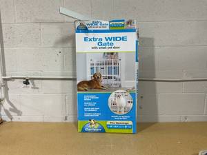 lot 310 image: Carlson Extra Wide Walk-Through Pet Gate with Small Pet Door