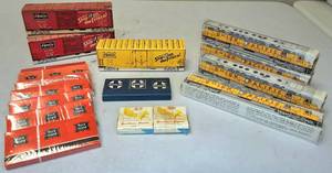 lot 24 image: Collectible matchboxes designed to look like Southeast Frisco train cars.