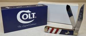 lot 35 image: COLT Freedom Canoe Knife The Legend Continues Series
