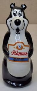 lot 41 image: Hamms Beer BEAR Decanter Ceramarte 1972 Growler Bottle