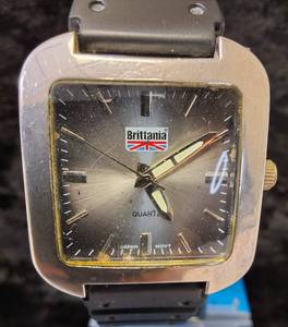 lot 49 image: Vintage Brittania Mens Watch with Silver Tone and Brown Leather Band, featuring Quartz Movement.