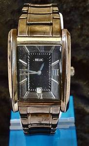 lot 55 image: RELIC  Allen Gunmetal Wristwatch  Project 