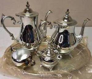lot 59 image: International Silver Company  5- Piece Tea Set with Serving Tray