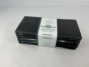 lot 8 image: 5x 2003 World Reserve Monetary Exchange Uncirculated $2 Two Dollar Bill w Case