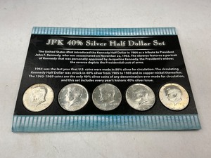 lot 65 image: 5pc Collection of 40% silver Kennedy Halves