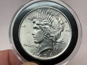 lot 141 image: 1924 Peace Silver Dollar