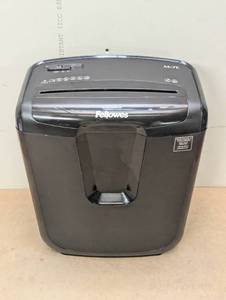 lot 68 image: Fellowes POWERSHRED M-7C Cross Cut