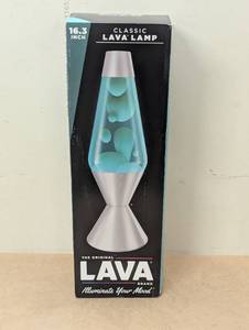 lot 54 image: LAVA 16.3 Sea Foam Novelty Table Lamp