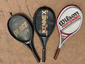 lot 121 image: Collection of 3 Vintage Tennis Rackets Wilson, Pro Kennex, Prince