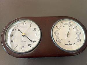 lot 128 image: Vintage Wood Quartz Clock and Thermometer Combo