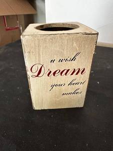 lot 142 image: Decorative Birdhouse, Ceramic Utensil Holder & Inspirational Candle Holder