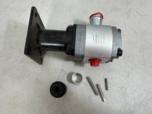 lot 105 image: Unused Bucher Hydraulic Pump for Log Splitters and Other Power Equipment