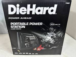 Brand New Diehard 950 Amp Portable Power Station / Jump Starter / Air Compressor
