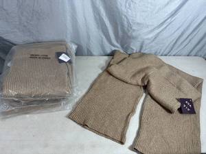 lot 340 image: 4 New Pairs of Knit Soft Pants - 2X  20W  22W