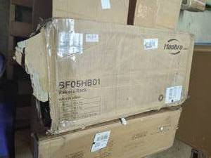 lot 15 image: Heobro 3E05HB01 Bakers Rack Boxed