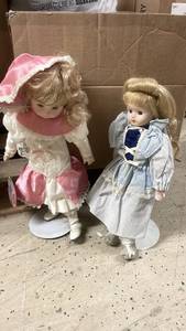 lot 47 image: Pair of Elegant Porcelain Dolls in Period Dresses