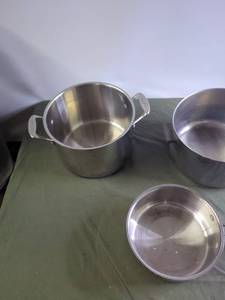 lot 154 image: Set of 3 Stainless Steel Cooking Pots