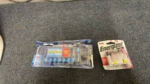 lot 202 image: 2 - Set of Duracell and Energizer AA Batteries (21 Total)