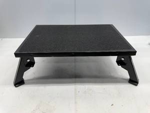 lot 123 image: FOLDING RV STEP