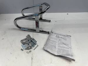 lot 132 image: CHROME MOTORCYCLE WHEEL CHOCK