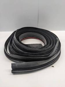 lot 22 image: RV SNAP-IN SEAL WEATHER STRIPPING