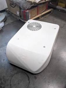 lot 23 image: RV ROOFTOP HEAT PUMP