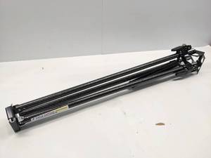 lot 34 image: TRI-POD KINGPIN STABALIZER