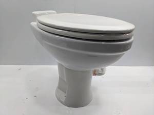 lot 40 image: RV TOILET