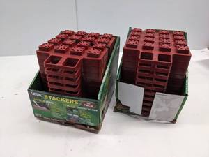 lot 46 image: VALTERRA STACKERS