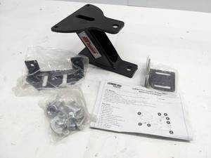 lot 87 image: 3-WAY HITCH FOR GARDEN TRACTOR