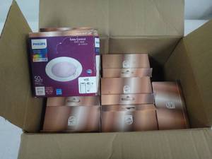 lot 8-I2025 image: Philips 4 in. LED Color Changing 50-Watt Equivalent Wi-Fi Smart Recessed Light Kit Powered by WiZ with Bluetooth (8-Pack)