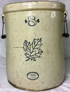lot 17 image: Antique Western Pottery Co 8 Gallon Stoneware Crock Monmouth, IL