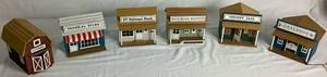 lot 52 image: Vintage Chinese-Craftsman Wind-Up Music Bank Village Set - Lot 1