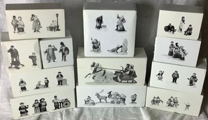 lot 255 image: Department 56 Heritage Village Collection of Town People Lot #4