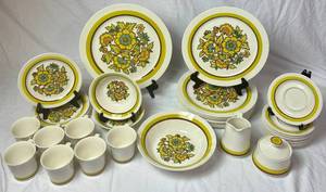 lot 181 image: Montage Iron Stone Peacock Dinnerware Set, Style 4426, Made in Japan