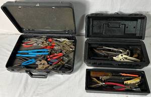 lot 143 image: Large Lot of Assorted Pliers and Cutters