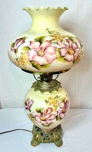 Large Victorian GWTW Hand Painted Parlor Hurricane Table Lamp