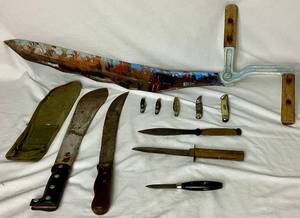 lot 280 image: Vintage Knife Collection