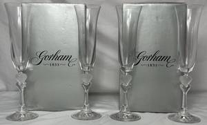 lot 188 image: Gorham 1831 Amore Collection Toasting Flutes- Sets of 2