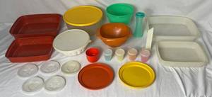 lot 202 image: Vintage Tupperware Collection #3